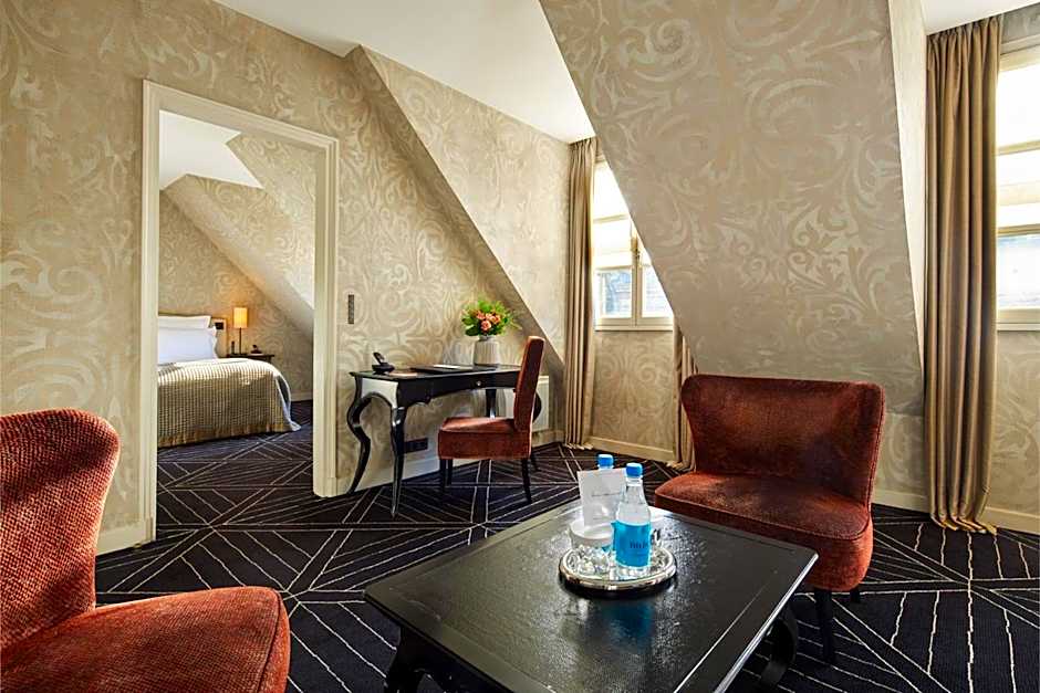 Le Pavillon de la Reine & Spa, Place des Vosges