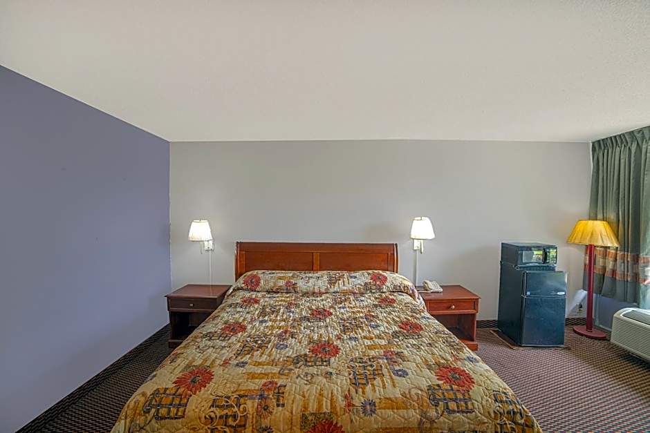 Masters Inn Selma Smithfield I-95 By OYO