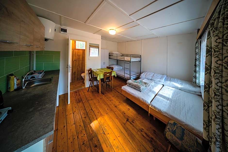 Chatky Máj Máchovo jezero