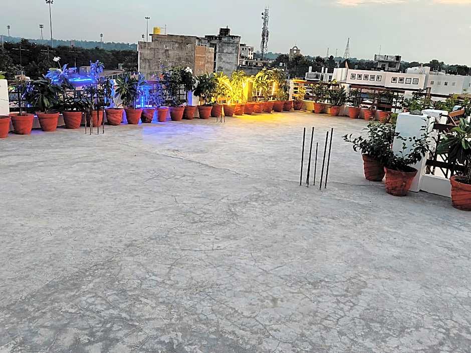 Hotel Seven – Ahmedabad, TN