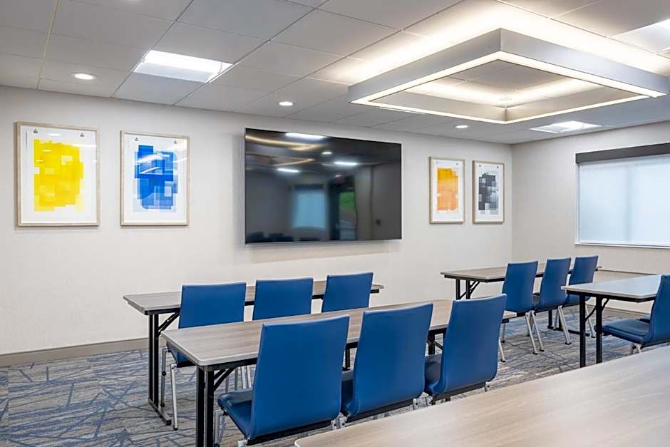 Holiday Inn Express & Suites Columbus - Polaris Parkway / COLUMBUS By IHG