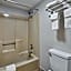 Relax inn by OYO Greeneville Near Hwy US-321