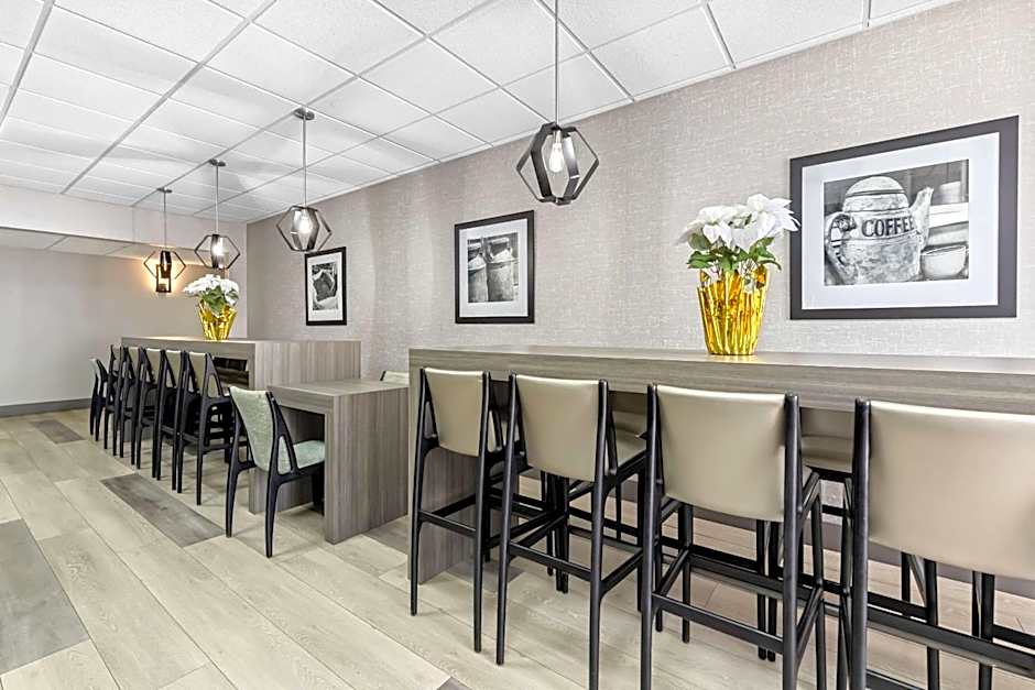 Clarion Pointe Franklin - Nashville Area