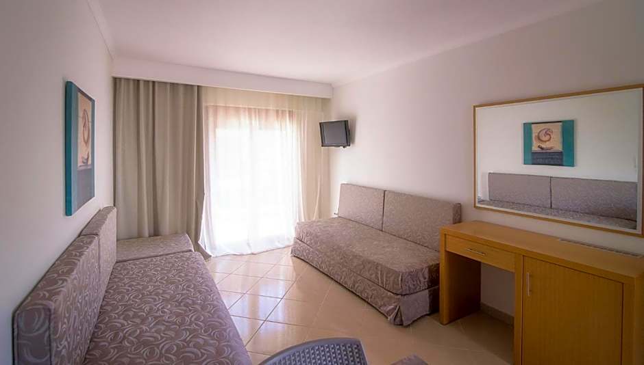 Apanemia by Flegra Hotels