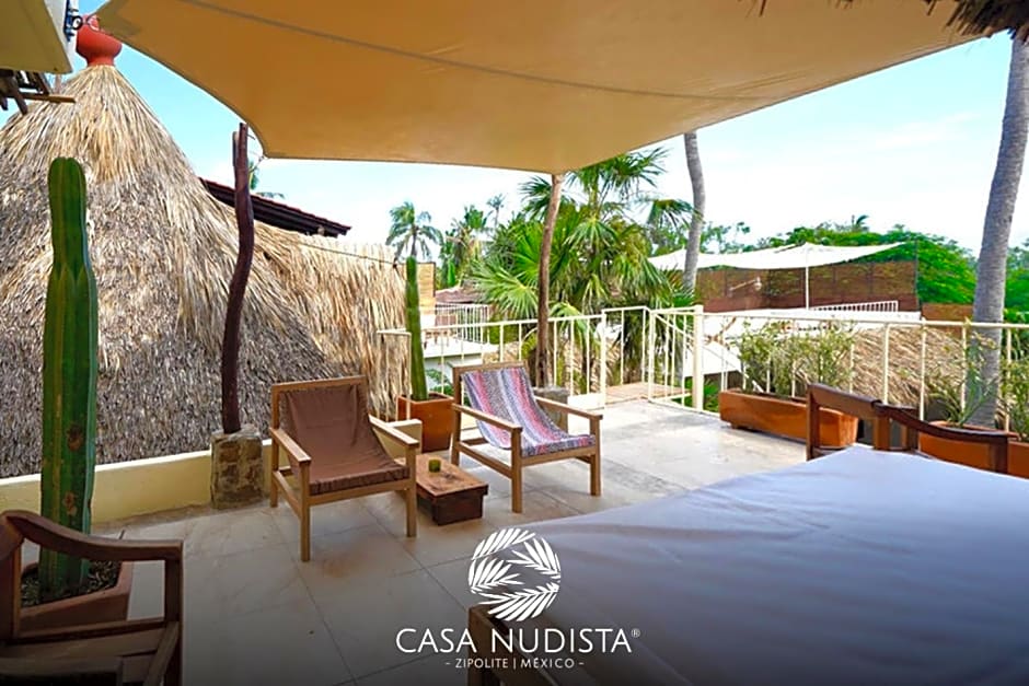 Casa Nudista - LGBT Hotel