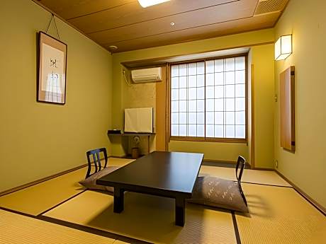 Economy Japanese Style Room