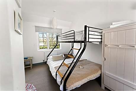 Four-Bedroom Vacation Home