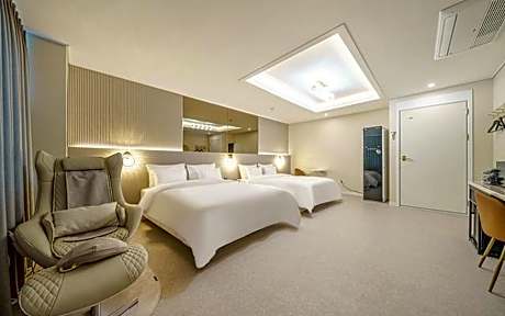 Incheon Unseodong DK Airport Hotel