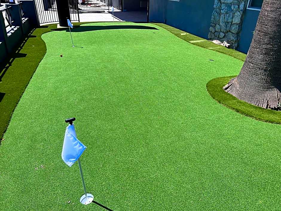 Surf City Inn & Suites