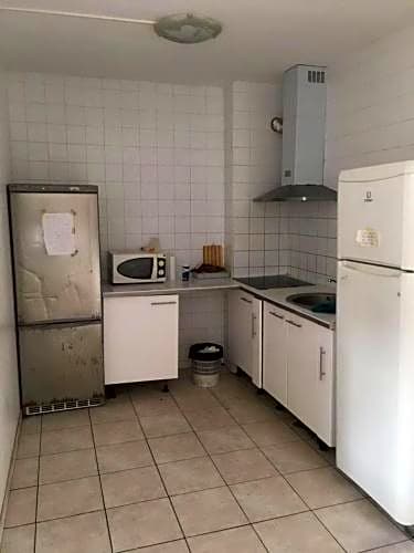 LORI HOSTEL