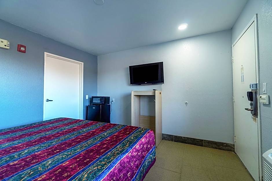 Xpress Inn & Extended Stays