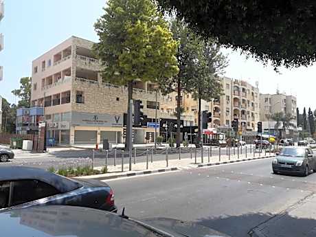 Chrysanthos Boutique Apartments