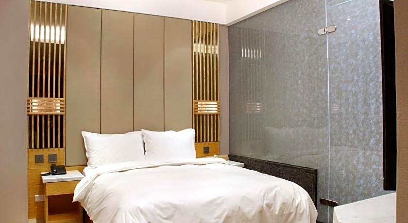 Gamalan FL Spring Hotel