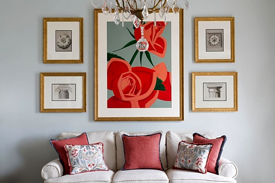 Le Bristol Paris, Oetker Hotels