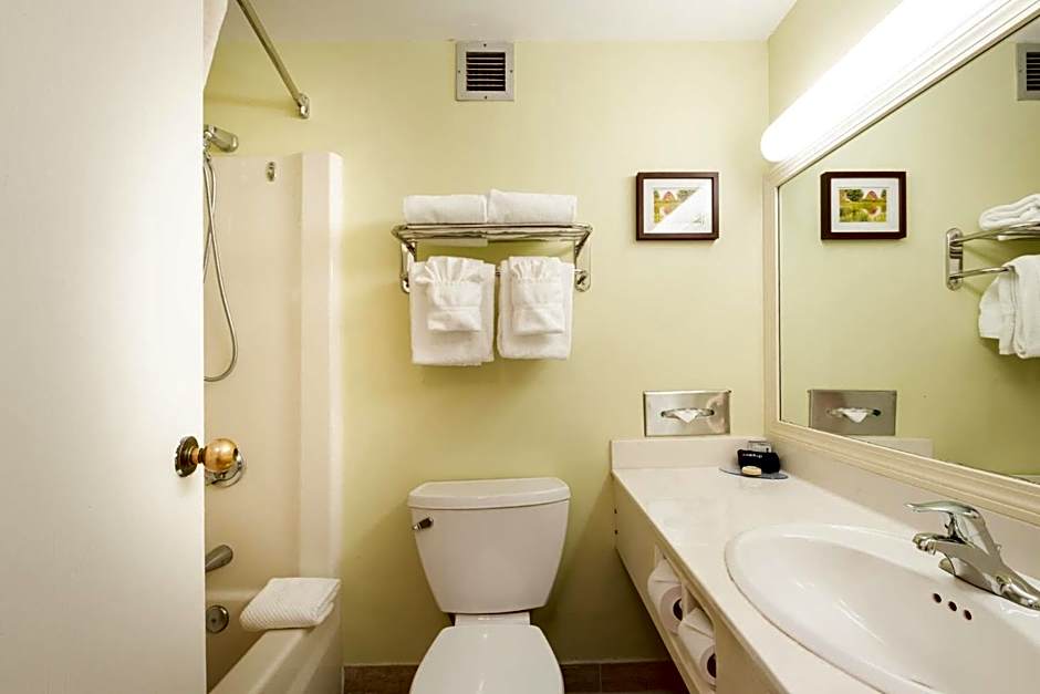 Fireside Inn & Suites West Lebanon