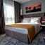 H41 Luxury Suites