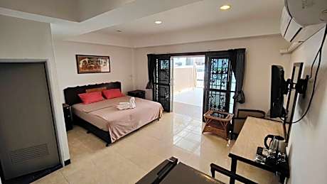 Apartment with Balcony