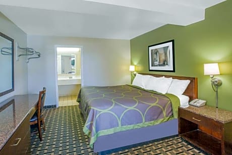 1 Queen Bed, Accessible Room, Non-Smoking