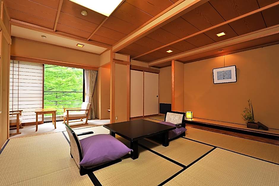 Shirafune Grand Hotel