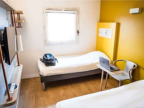 Double Room with Single Bed