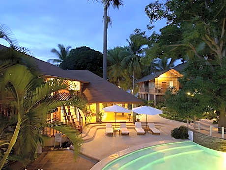 El Galleon Dive Resort With Asia Divers