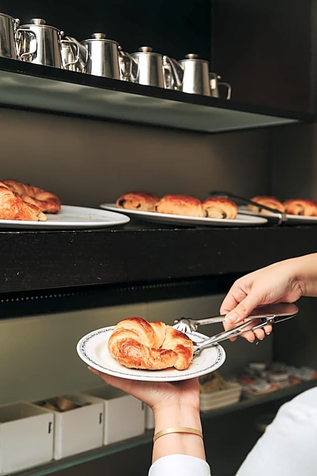 Hotel Zaragoza Plaza