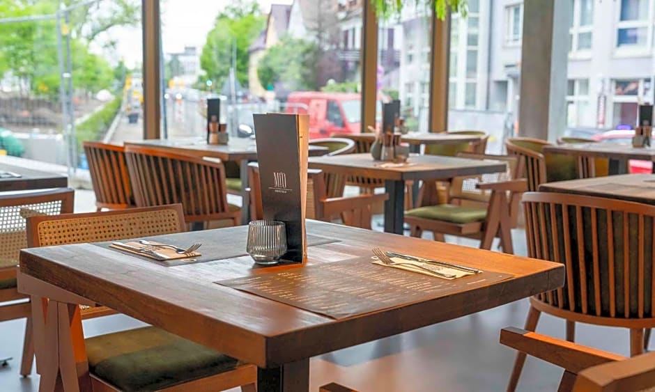 PLAZA Hotel Blankenburg Ditzingen, Sure Hotel Collection