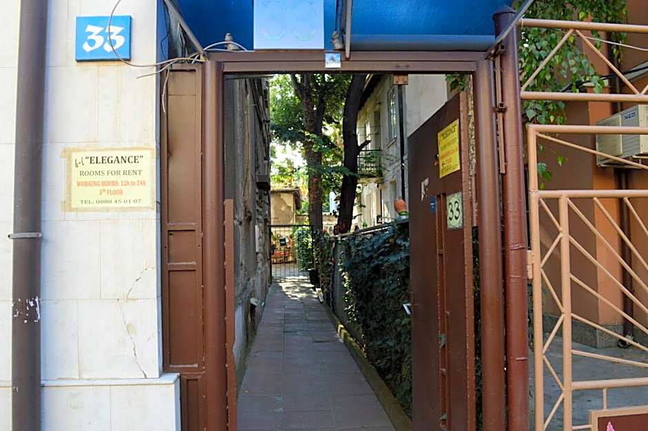 Elegance on a Budget - Rooms for Rent in Sofia Center