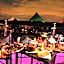 Panorama Pyramids Inn
