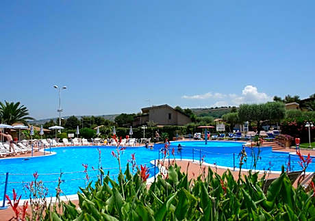 La Pace Village Residence Club