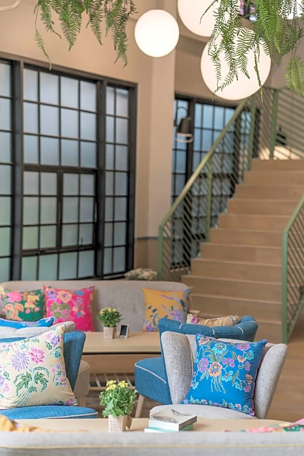 The Blanket Hotel Phuket Town