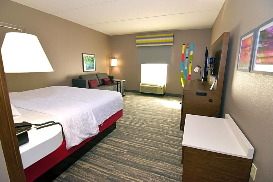 Hampton Inn By Hilton Leesburg