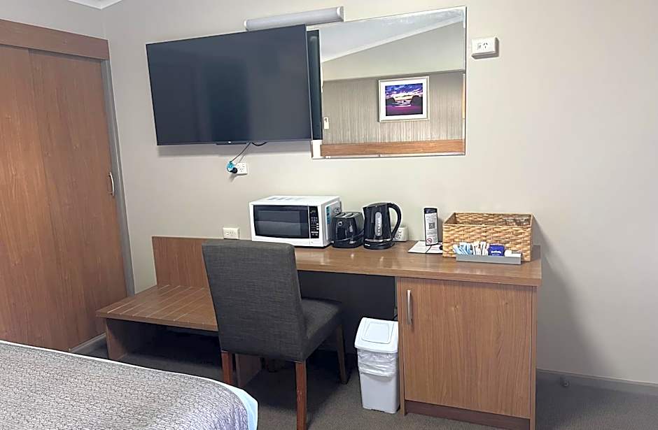 Argosy Motor Inn