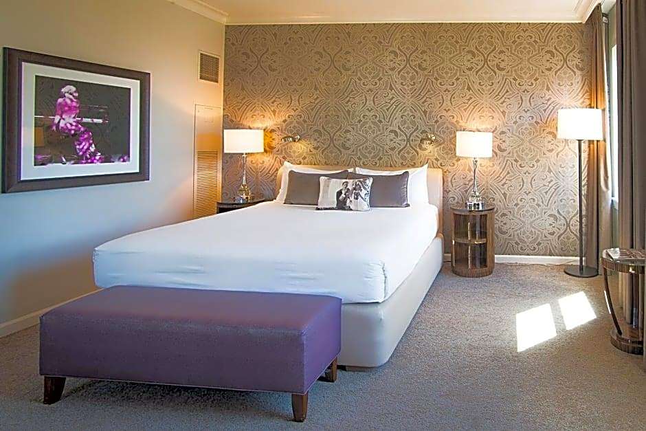 Hotel De Anza