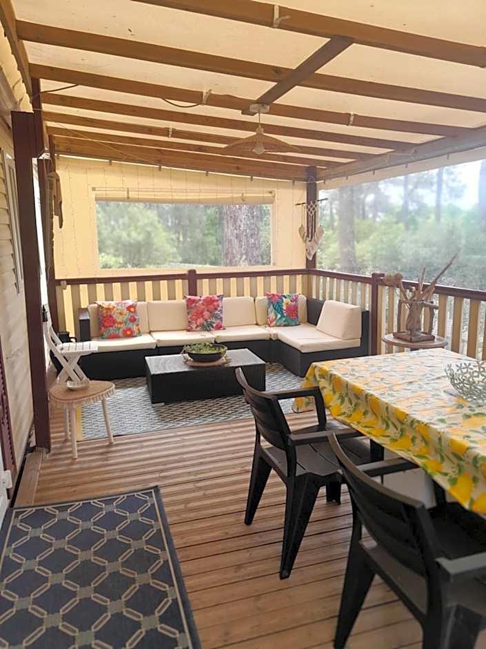 Maison mobilhome sans vis à vis au calme et en hauteur