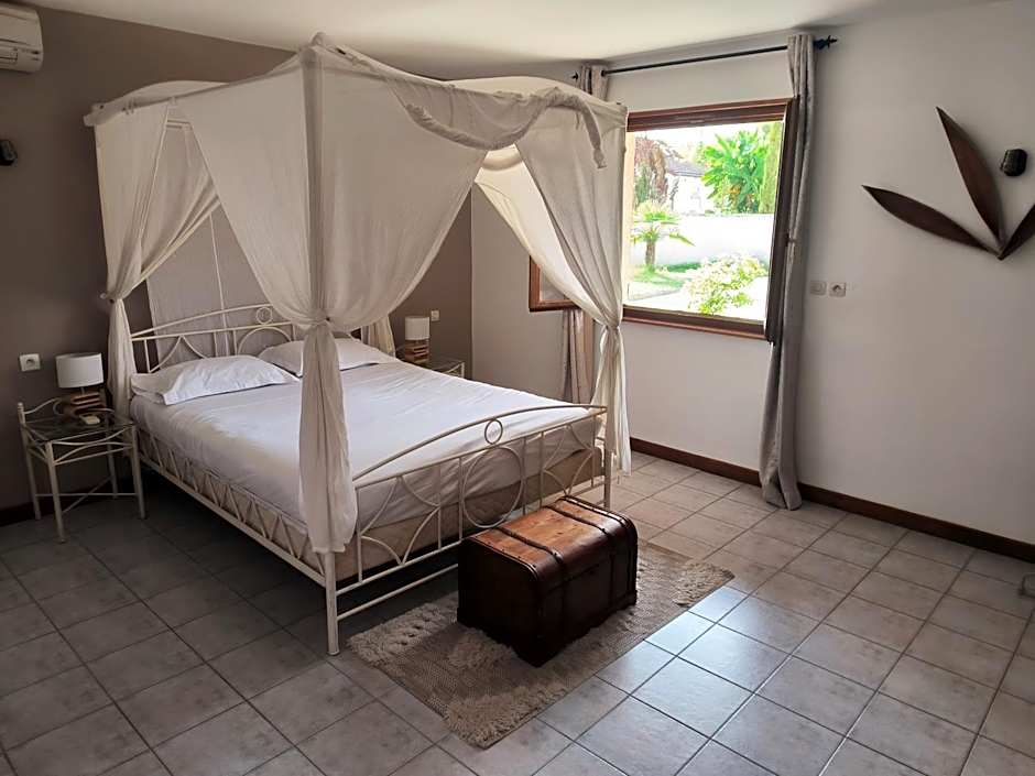 Logis Hôtel -Spa-Restaurant Le Saint Antoine