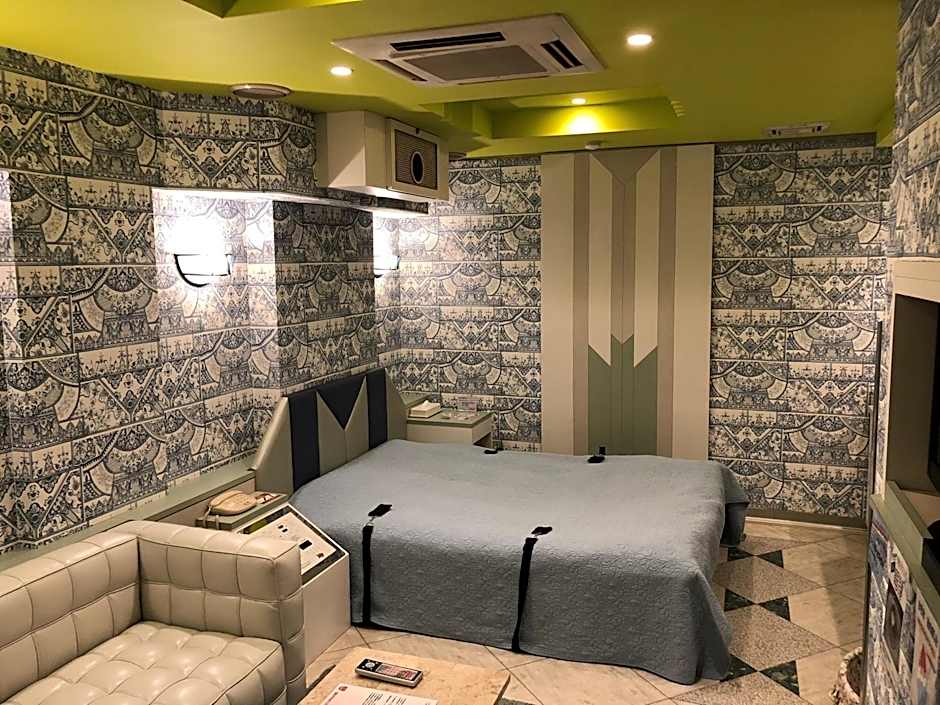 Hotel Charbon (Adult Only)