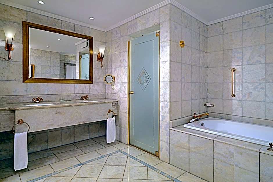 Sheraton Addis, A Luxury Collection Hotel, Addis Ababa