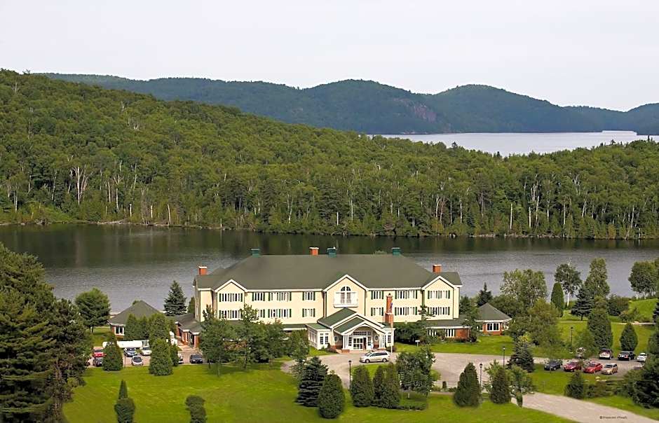 Auberge du Lac-à-l'Eau-Claire