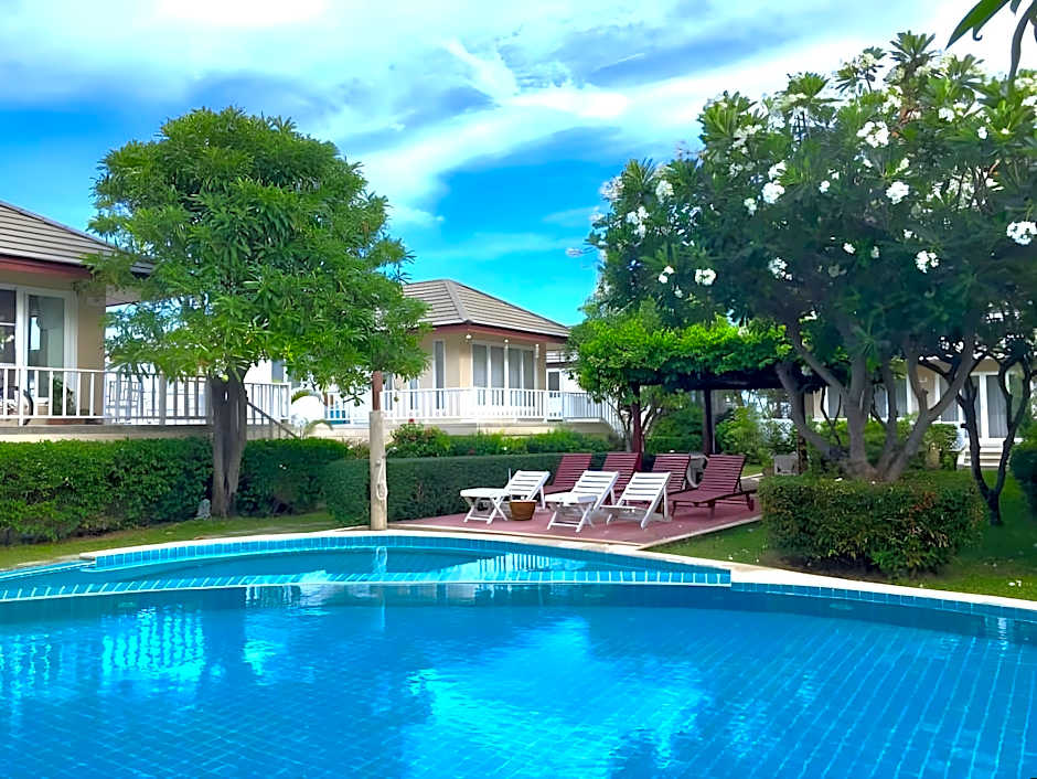 Baan Talay Samran Villa