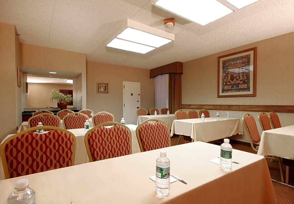 SureStay by Best Western Secaucus Meadowlands
