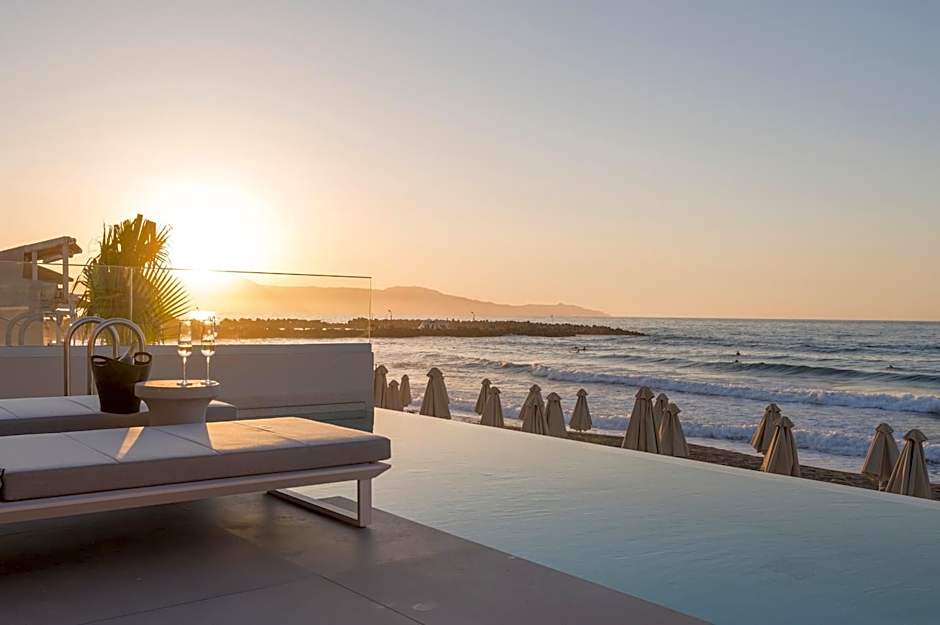 Marika Beach Hotel