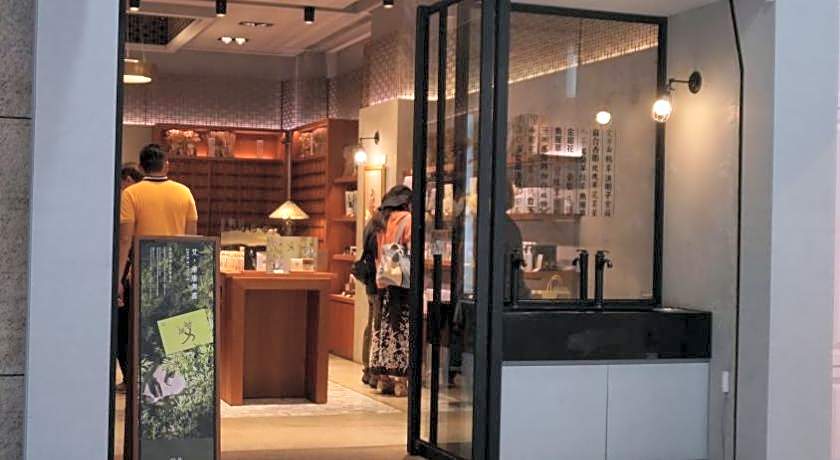 Chian Huei Business Hotel