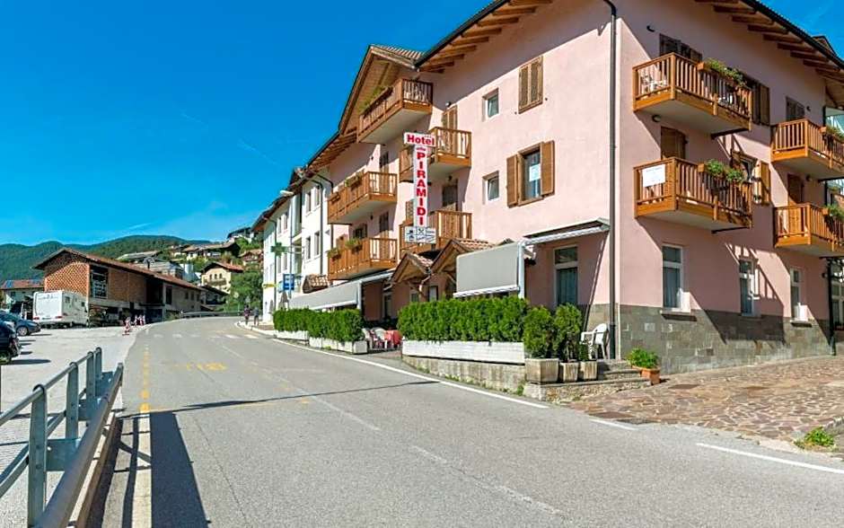Hotel Alle Piramidi
