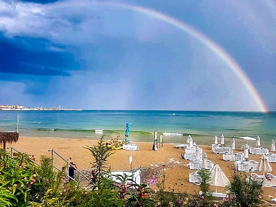 Aphrodite Beach Hotel