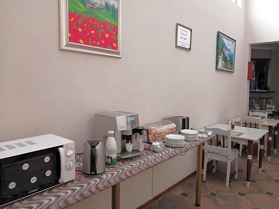 Amigos Bed & Breakfast - No loadshedding