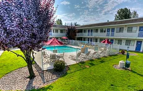 Motel 6-Troutdale, OR - Portland East