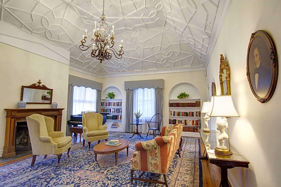 The Roger Smith Hotel