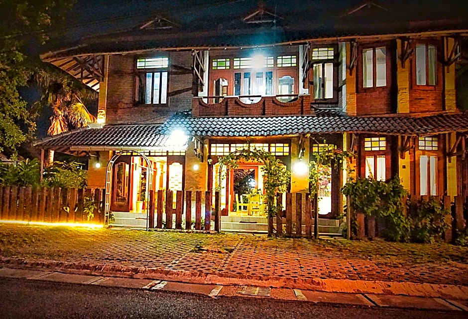 Ary's Hotel by Cocotel