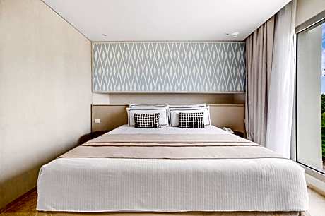 Aluxes Double Room